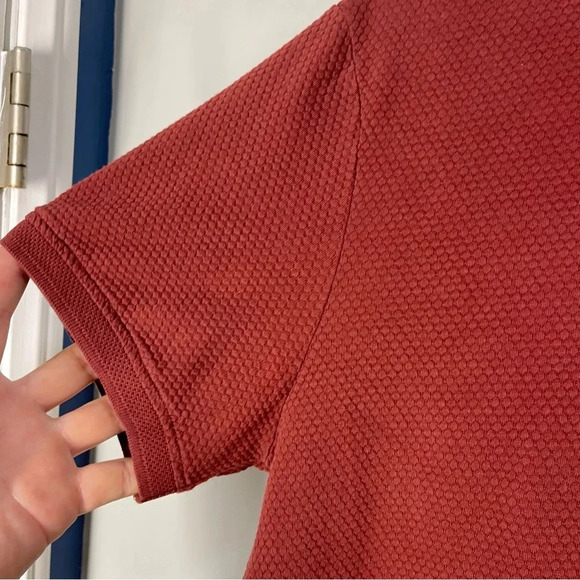 ZARA MAN Maroon Red Textured Regular Short Sleeve Knit Polo Shirt Medium size - Picture 3 of 6